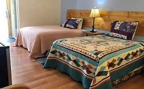 Lake Country Inn